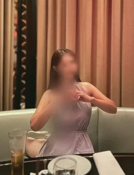 Astrid, 30