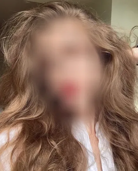 Karla, 20