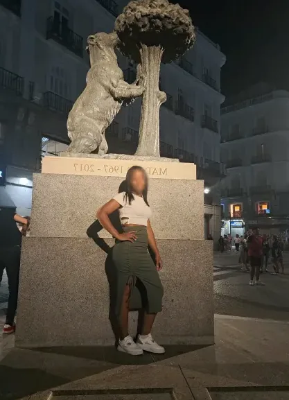 Liv, 34
