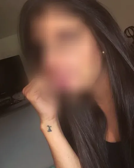 Pernille, 34