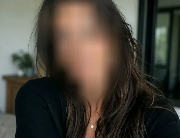 Rosa, 38