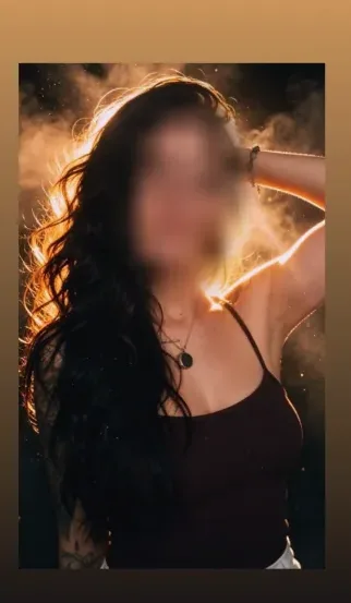 Zeynep, 37